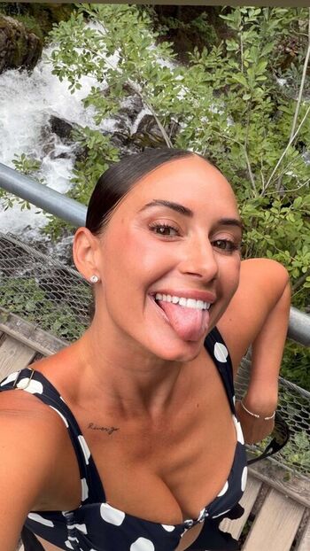 Yesjulz  page leaked private photo uncensored HD quality