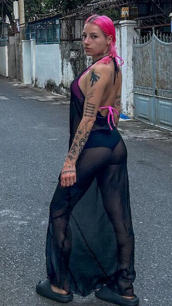 Young leosia leaked private photo uncensored HD quality