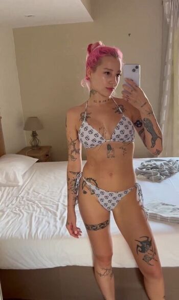 Young leosia leaked private photo uncensored HD quality