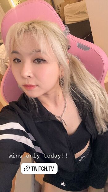 Yvonnie leaked private photo uncensored HD quality