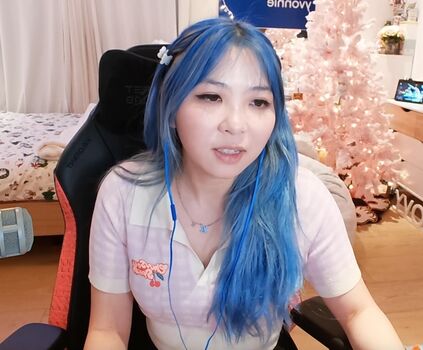Yvonnie leaked private photo uncensored HD quality