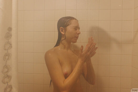 Zishy  page leaked private photo uncensored HD quality