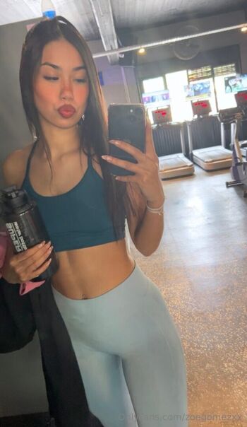 Zoegomezxx leaked private photo uncensored HD quality