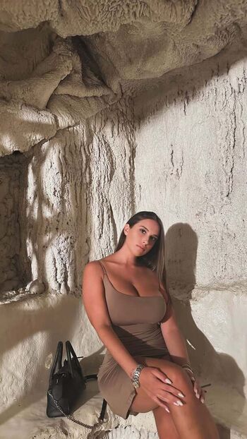 Zuleika balzano page leaked private photo uncensored HD quality